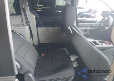 2010 Dodge Grand Caravan Sxt from USA, damaged, VIN 2D4RN5D11AR220105